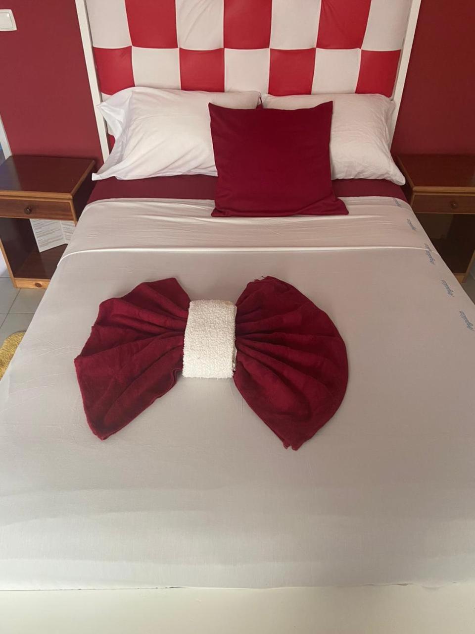 Casa Ze & Sonia Bed & Breakfast Portela Bagian luar foto